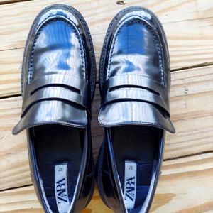 Zara black Oxford type Moccasin shoes size 37